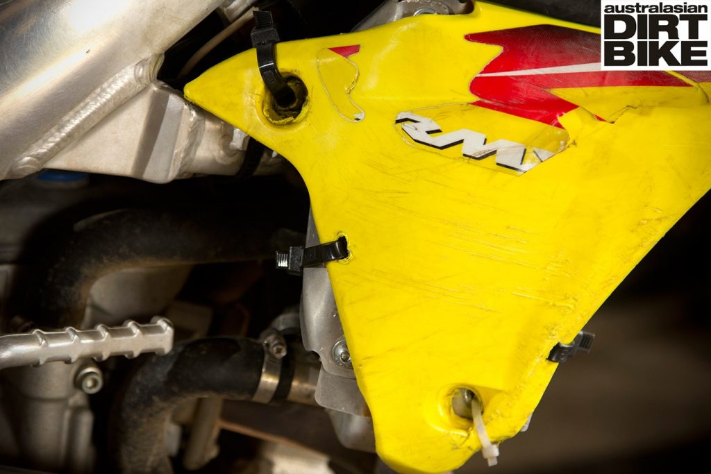 Suzuki RMX450Z shrouds