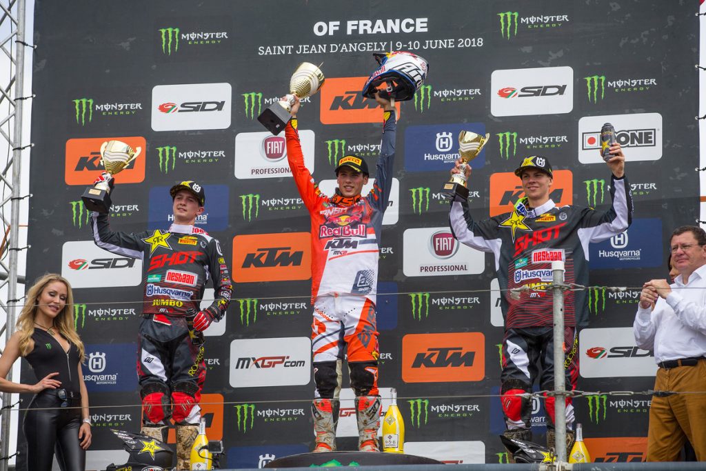 MX2 Podium