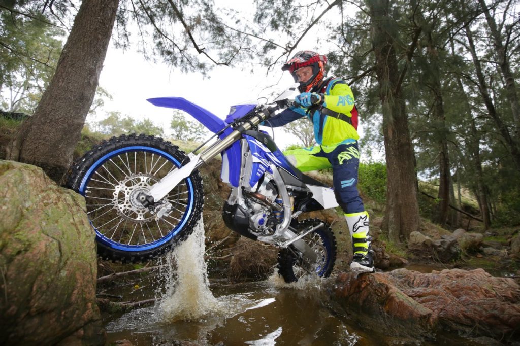 Conheça a Yamaha YZ 250FX - CROSS OU ENDURO??? 