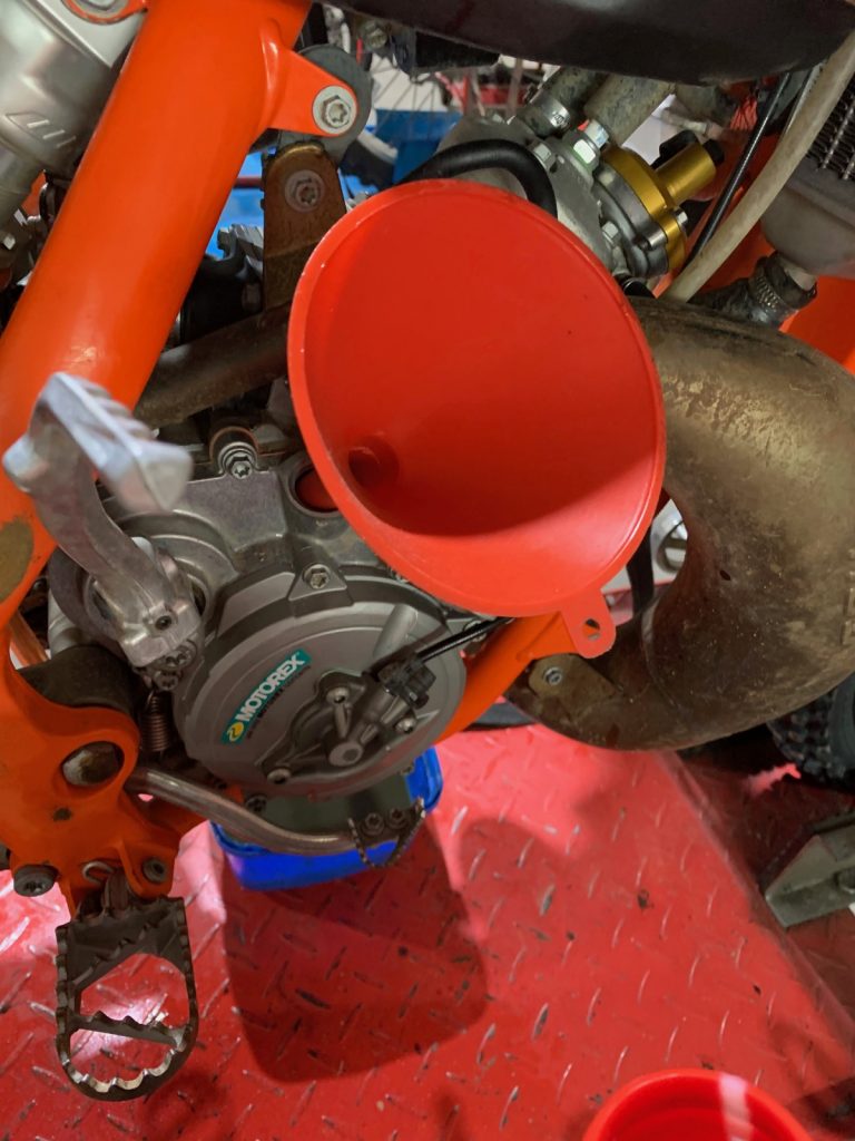 How to Change a KTM 65 SX Clutch Australasian Dirt Bike Magazine