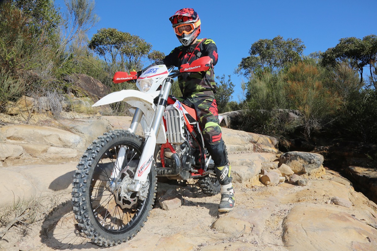 How To Pivot Wheelie on Rock Ledges Australasian Dirt