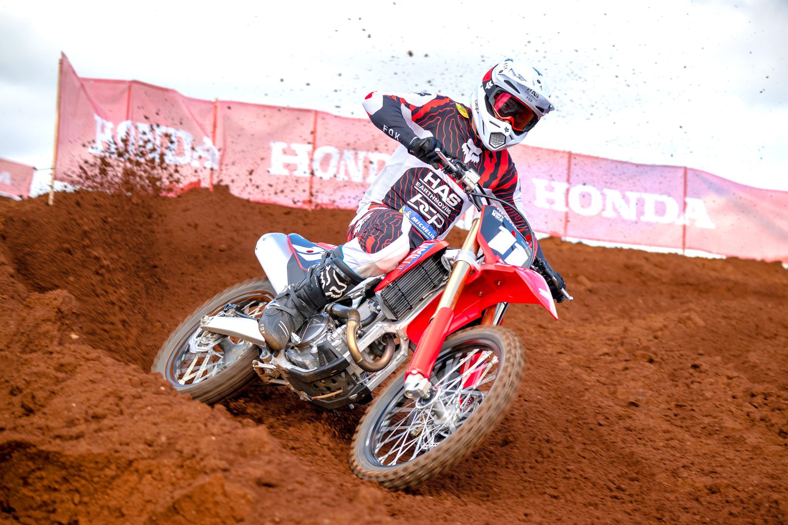 MOTOCROSS TEST 2025 HONDA CRF250R Australasian Dirt Bike Magazine