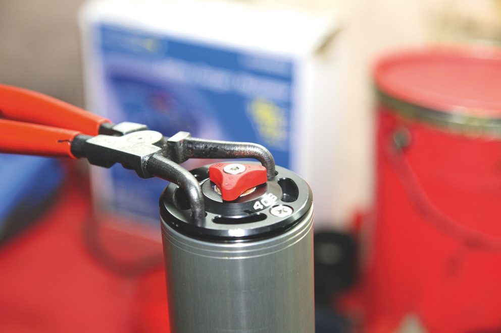 Adjusting 4CS Fork Oil Australasian Dirt Bike Magazine