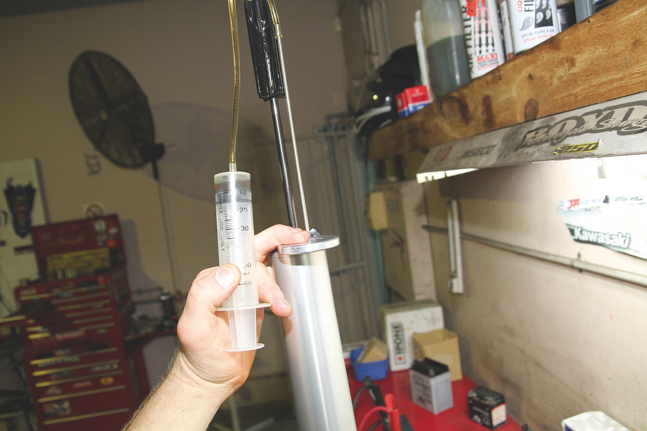 Adjusting 4CS Fork Oil Australasian Dirt Bike Magazine