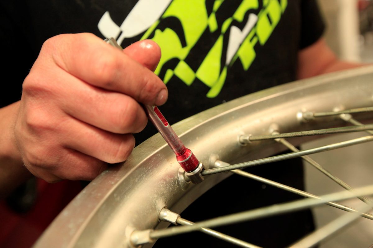 How to Pro Lacing Wheels Australasian Dirt Bike Magazine