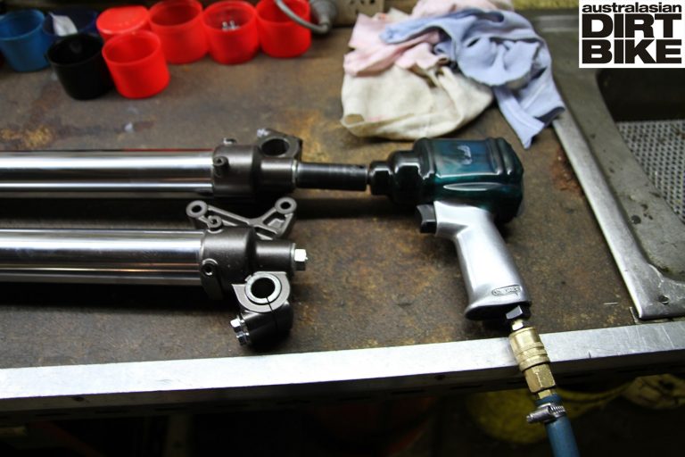 How To Fit Dirt Bike Fork Springs Australasian Dirt Bike Magazine