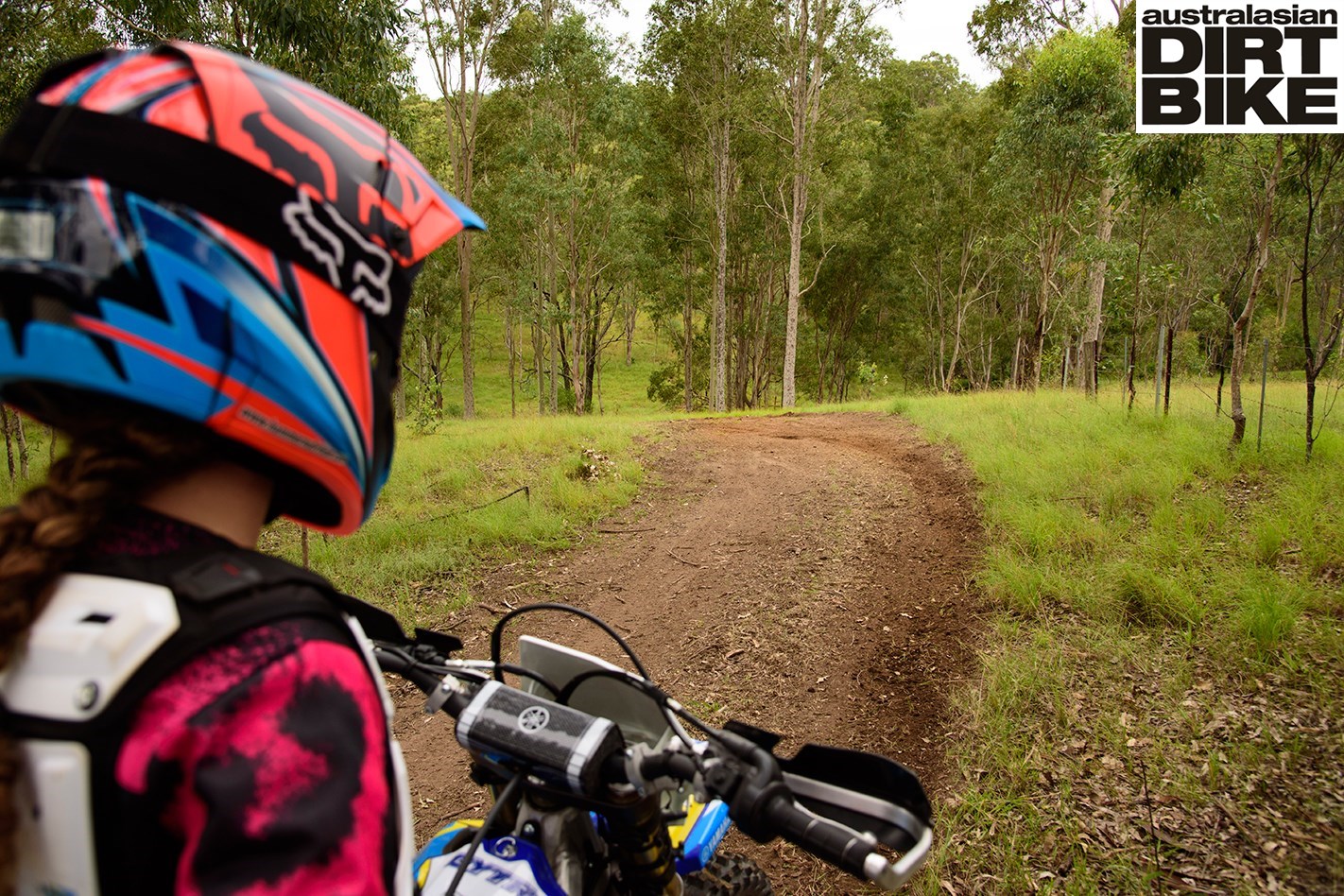 Handling OffCamber Corners How to (Pro) Australasian Dirt Bike Magazine