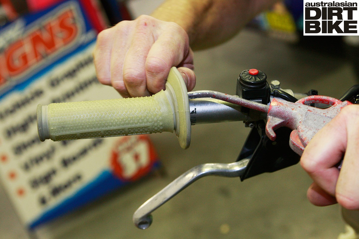 Fitting grips How to (basic) Australasian Dirt Bike Magazine