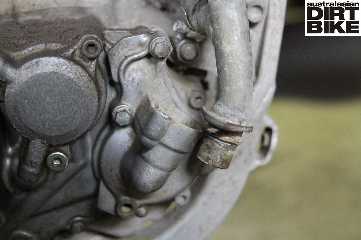 Repairing a Waterpump How to Pro Australasian Dirt Bike Magazine
