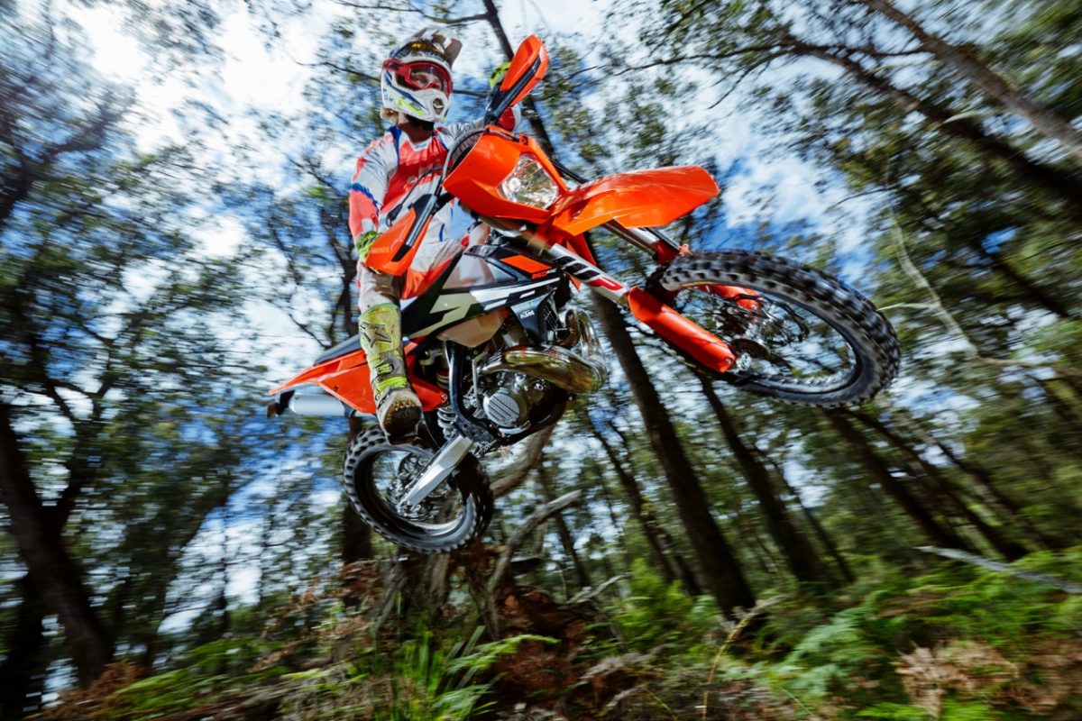 250cc Two-Stroke Enduro Shootout - Australasian Dirt Bike Magazine