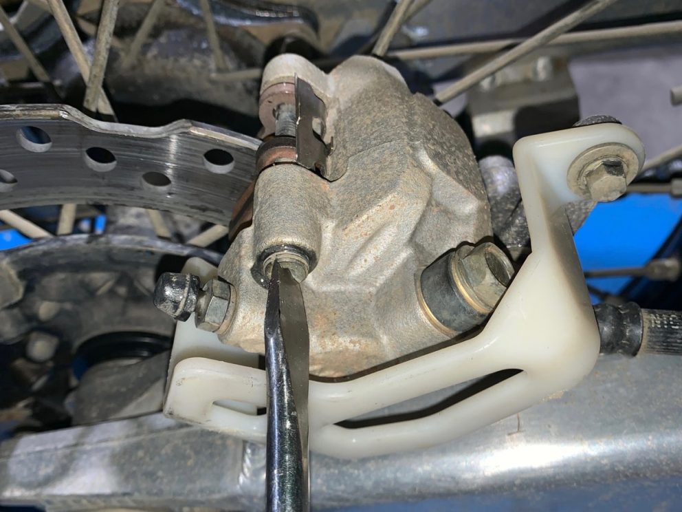 How To Change Dirt Bike Brake Pads Australasian Dirt Bike Magazine