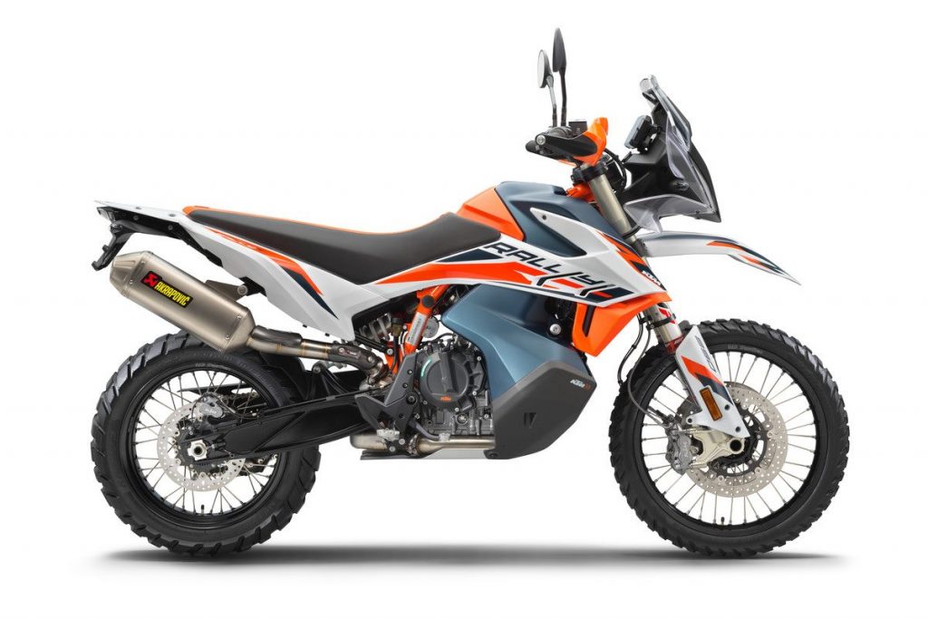 KTM 890 ADVENTURE R RALLY_Studio