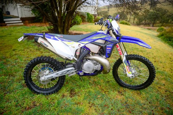 THE WEEKLY FEED: LONG HAUL BETA 300RR•FIRST RIDE SHERCO 300FST• GARY SEMICS  BITD - Dirt Bike Magazine